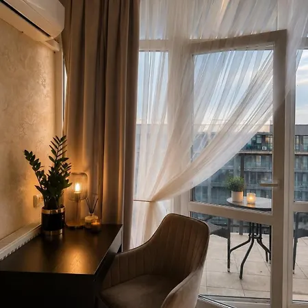 Vip Avalon чорновола 16-ж Apartment
