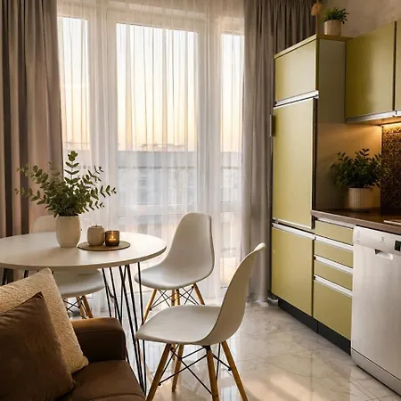 Vip Avalon чорновола 16-ж Apartment Lviv
