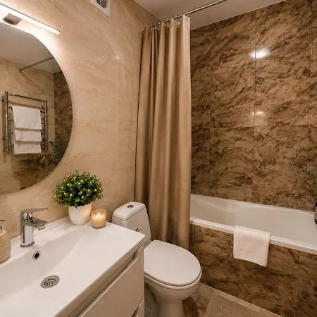 Vip Avalon чорновола 16-ж Apartment
