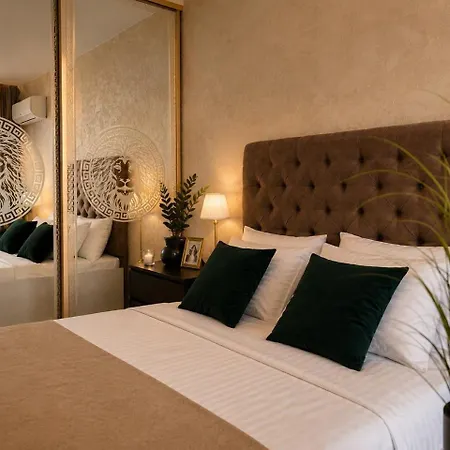 Vip Avalon чорновола 16-ж Apartment Lviv